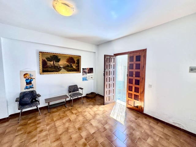 6 chambre Villa/Maison à vendre à Laroles, Nevada avec garage - 130 000 € (Ref: 9813252)