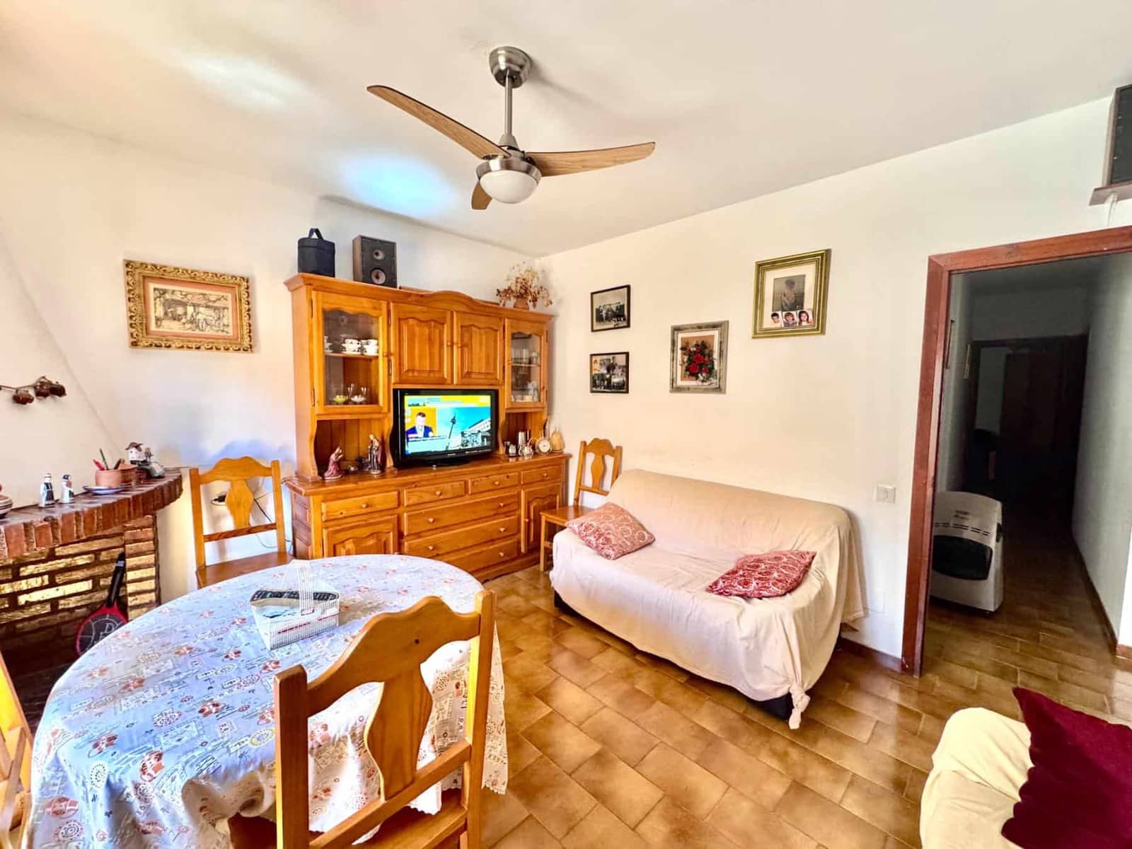6 chambre Villa/Maison à vendre à Laroles avec garage - 130 000 € (Ref: 9813252)