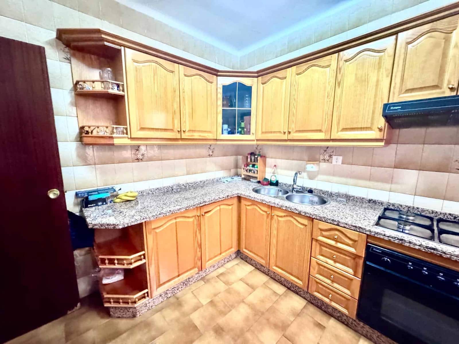 6 chambre Villa/Maison à vendre à Laroles avec garage - 130 000 € (Ref: 9813252)