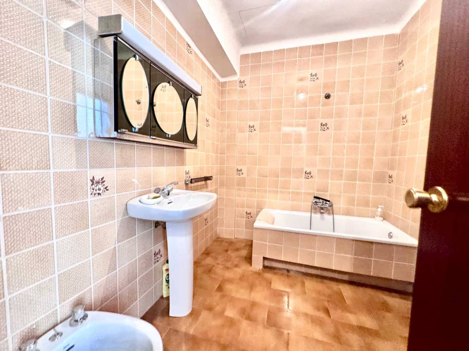 6 chambre Villa/Maison à vendre à Laroles avec garage - 130 000 € (Ref: 9813252)