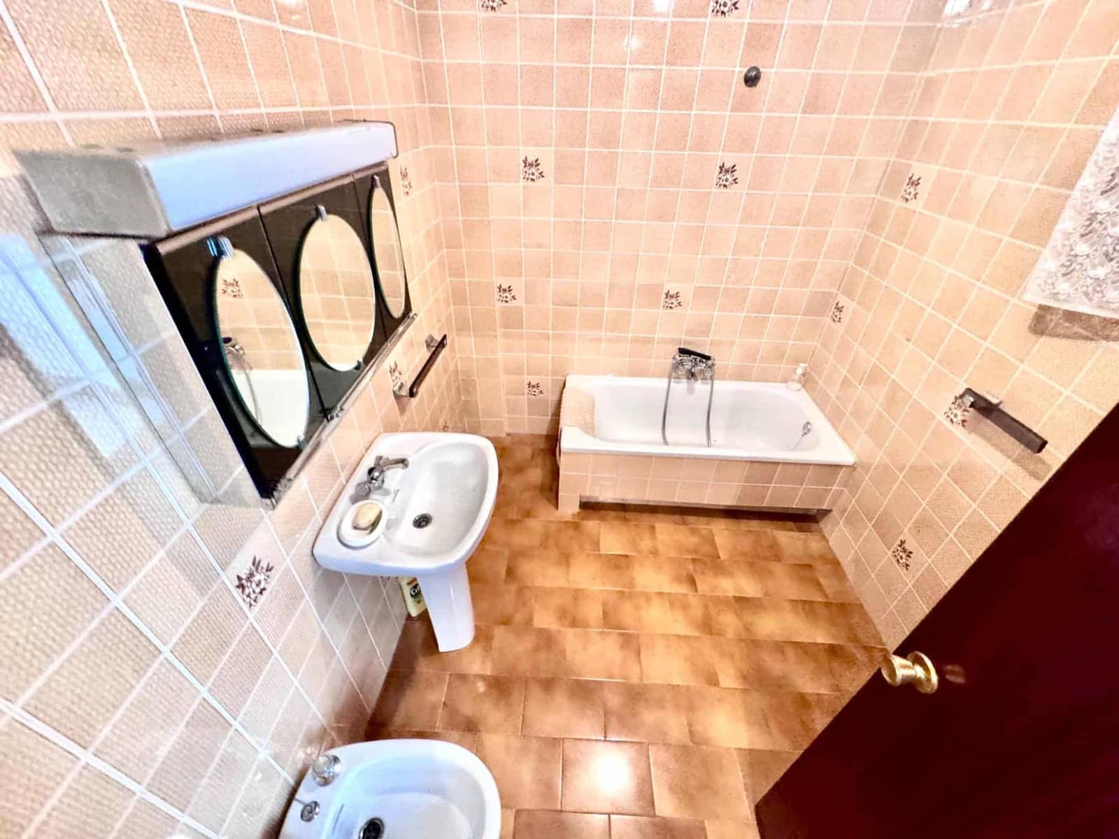 6 chambre Villa/Maison à vendre à Laroles avec garage - 130 000 € (Ref: 9813252)