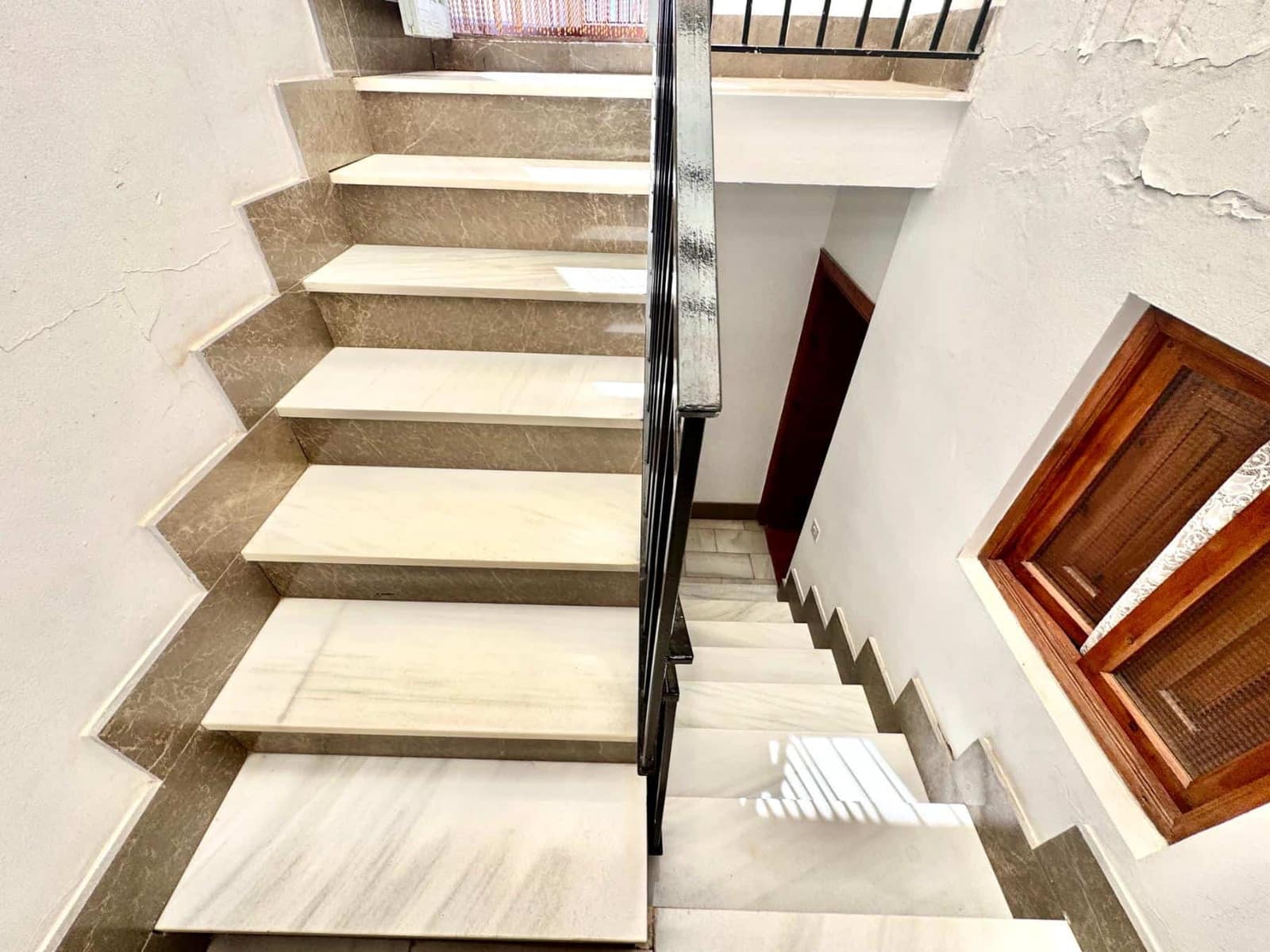 6 chambre Villa/Maison à vendre à Laroles avec garage - 130 000 € (Ref: 9813252)