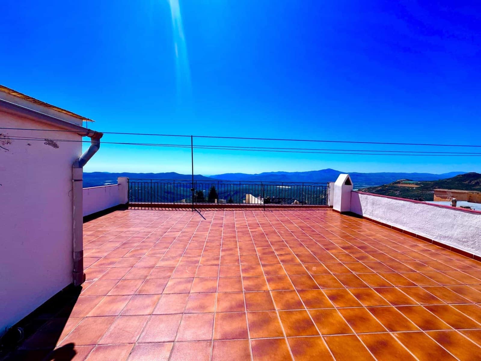 6 chambre Villa/Maison à vendre à Laroles avec garage - 130 000 € (Ref: 9813252)