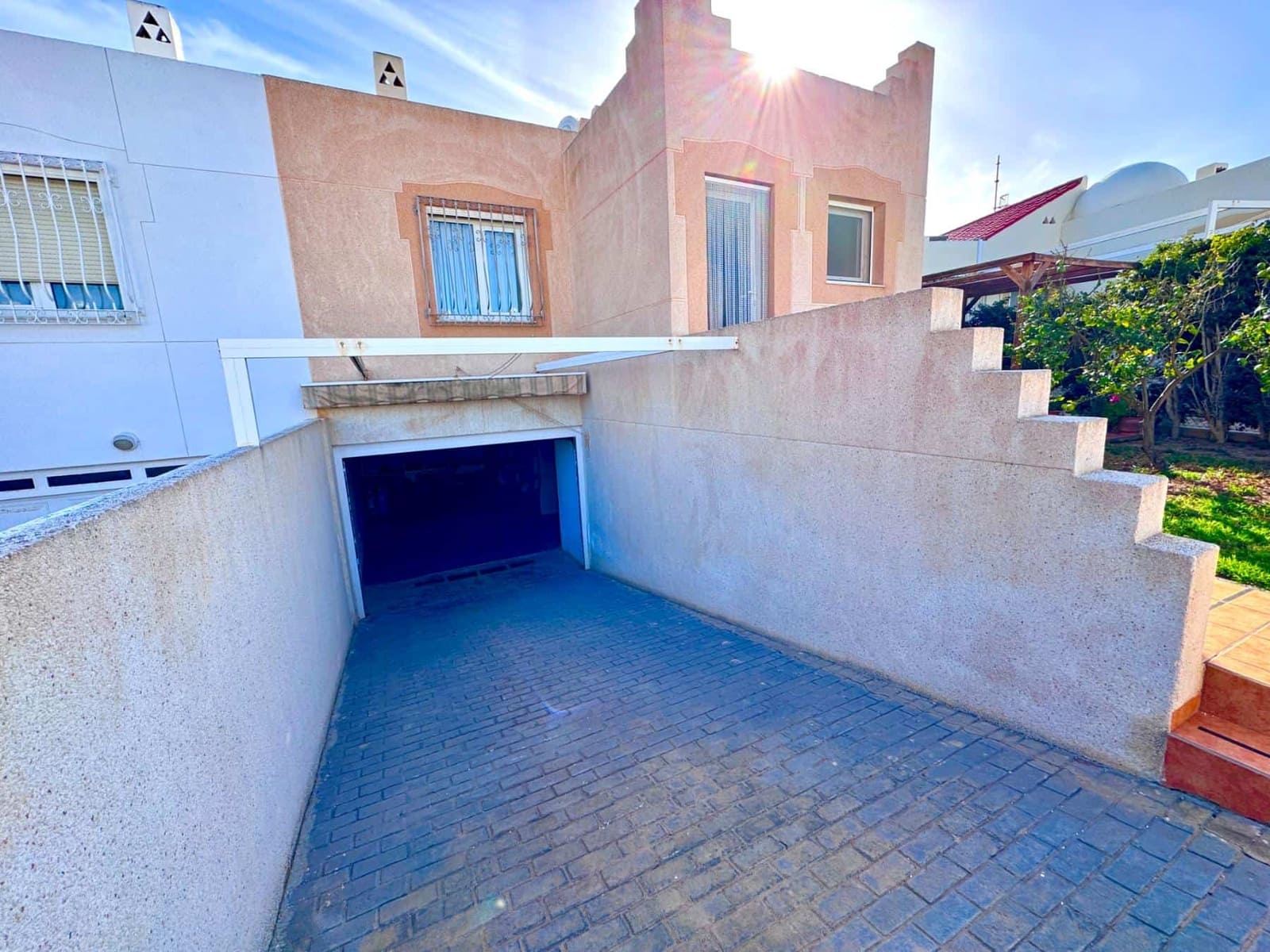 3 chambre Villa/Maison à vendre à Almerimar avec garage - 455 000 € (Ref: 9813253)