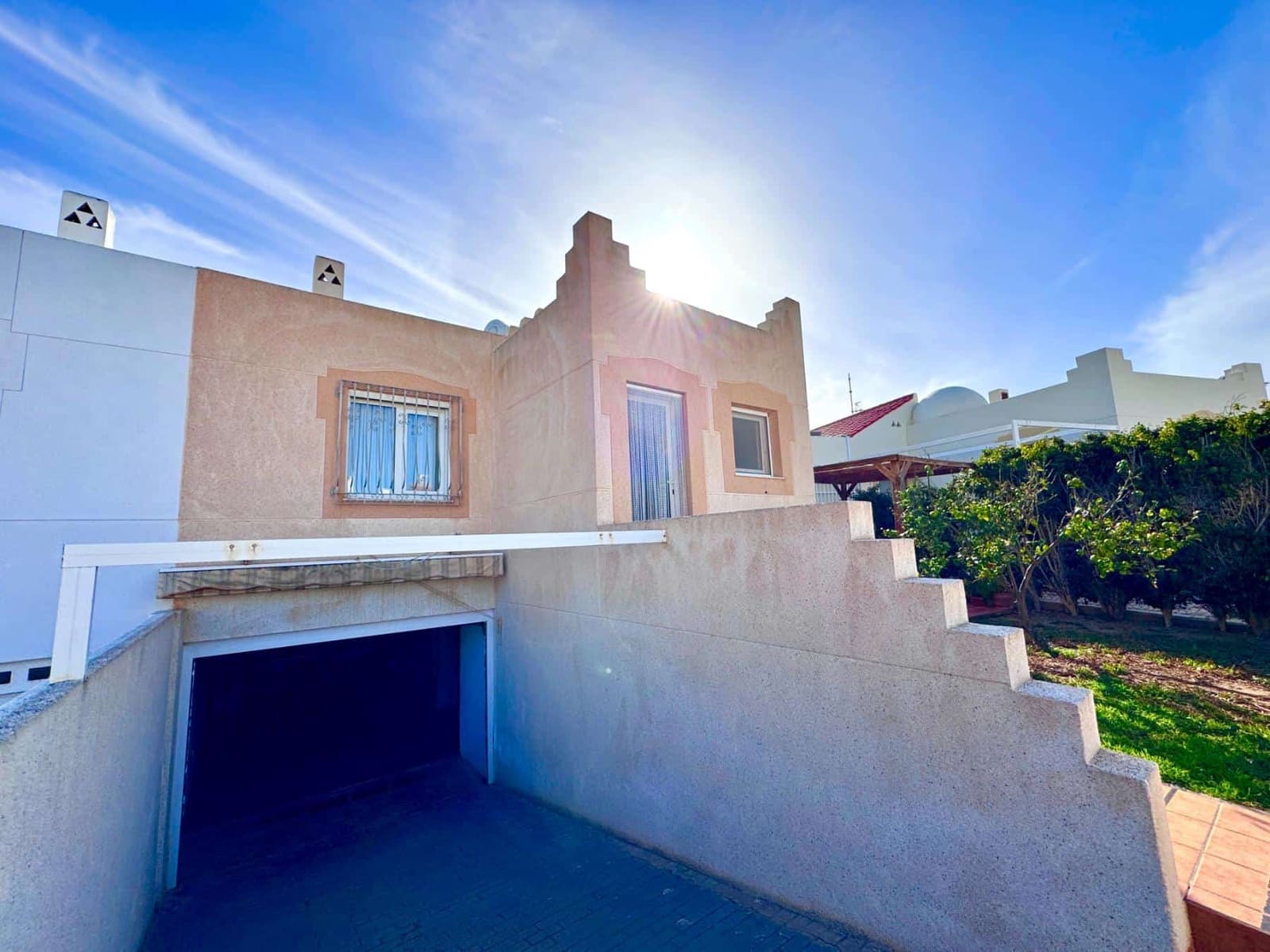 3 chambre Villa/Maison à vendre à Almerimar avec garage - 455 000 € (Ref: 9813253)