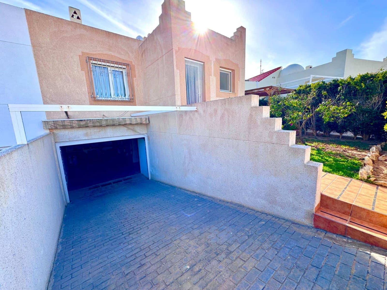 3 chambre Villa/Maison à vendre à Almerimar avec garage - 455 000 € (Ref: 9813253)
