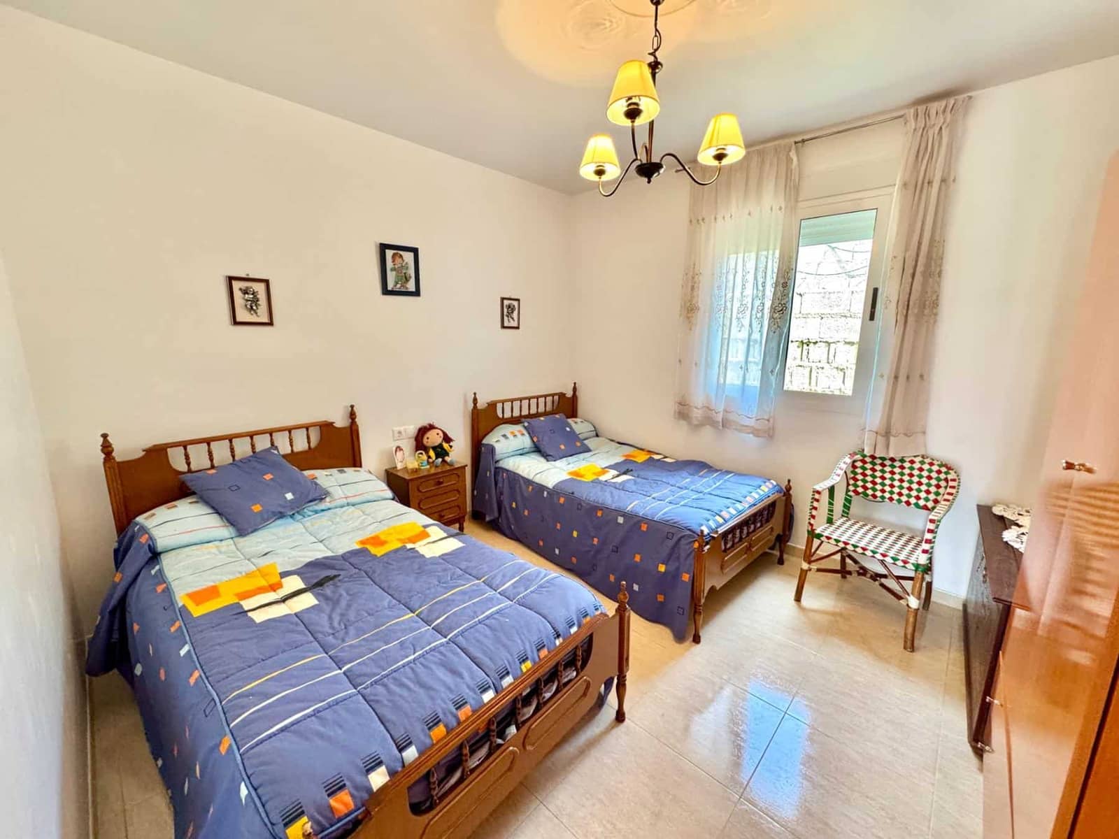 6 soverom Villa til salgs i Cadiar med garasje - € 195 000 (Ref: 9813254)