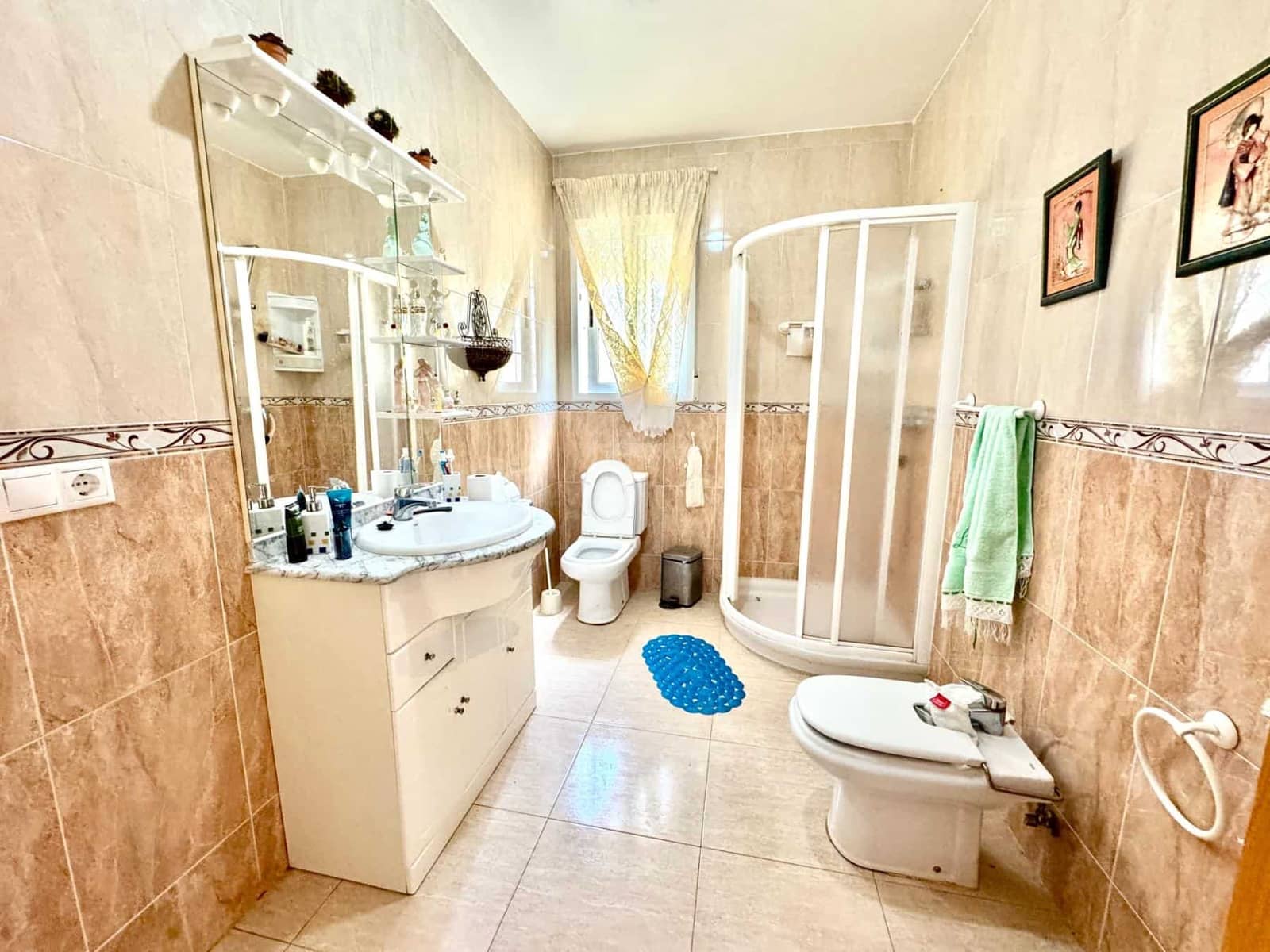 6 soverom Villa til salgs i Cadiar med garasje - € 195 000 (Ref: 9813254)