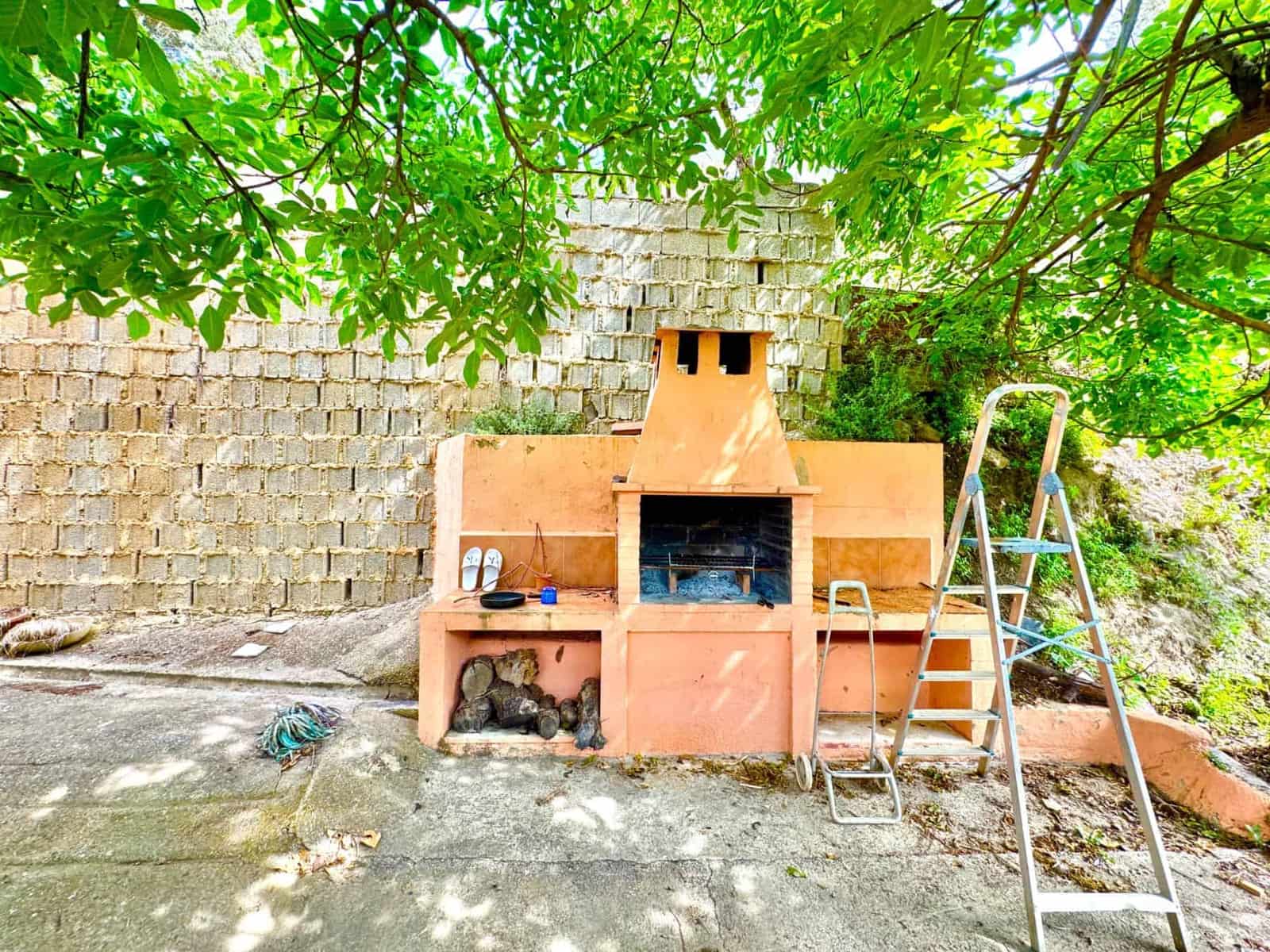 6 soverom Villa til salgs i Cadiar med garasje - € 195 000 (Ref: 9813254)