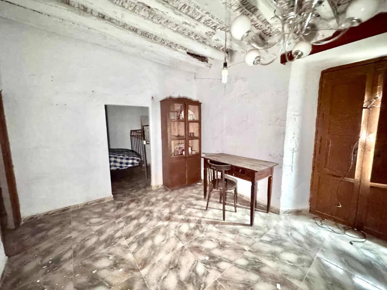 6 sypialnia Dom blizniak na sprzedaż w Ugijar z garażem - 42 900 € (Ref: 9815915)
