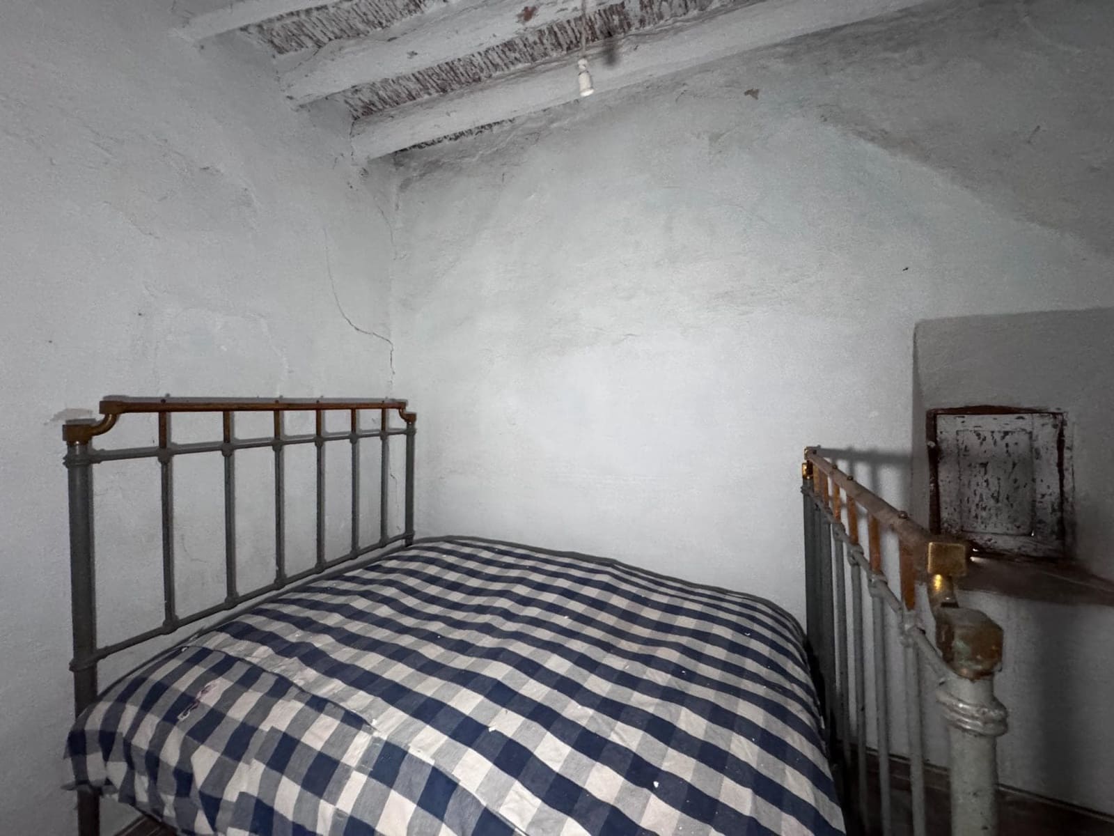 6 sypialnia Dom blizniak na sprzedaż w Ugijar z garażem - 42 900 € (Ref: 9815915)