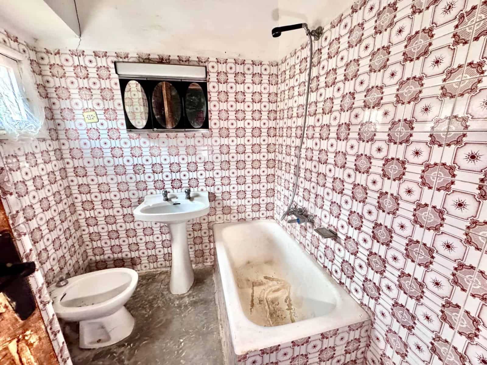 6 sypialnia Dom blizniak na sprzedaż w Ugijar z garażem - 42 900 € (Ref: 9815915)