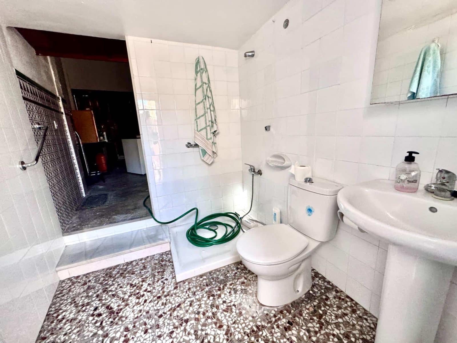 4 slaapkamer Huis te koop in Adra met garage - € 145.000 (Ref: 9815916)