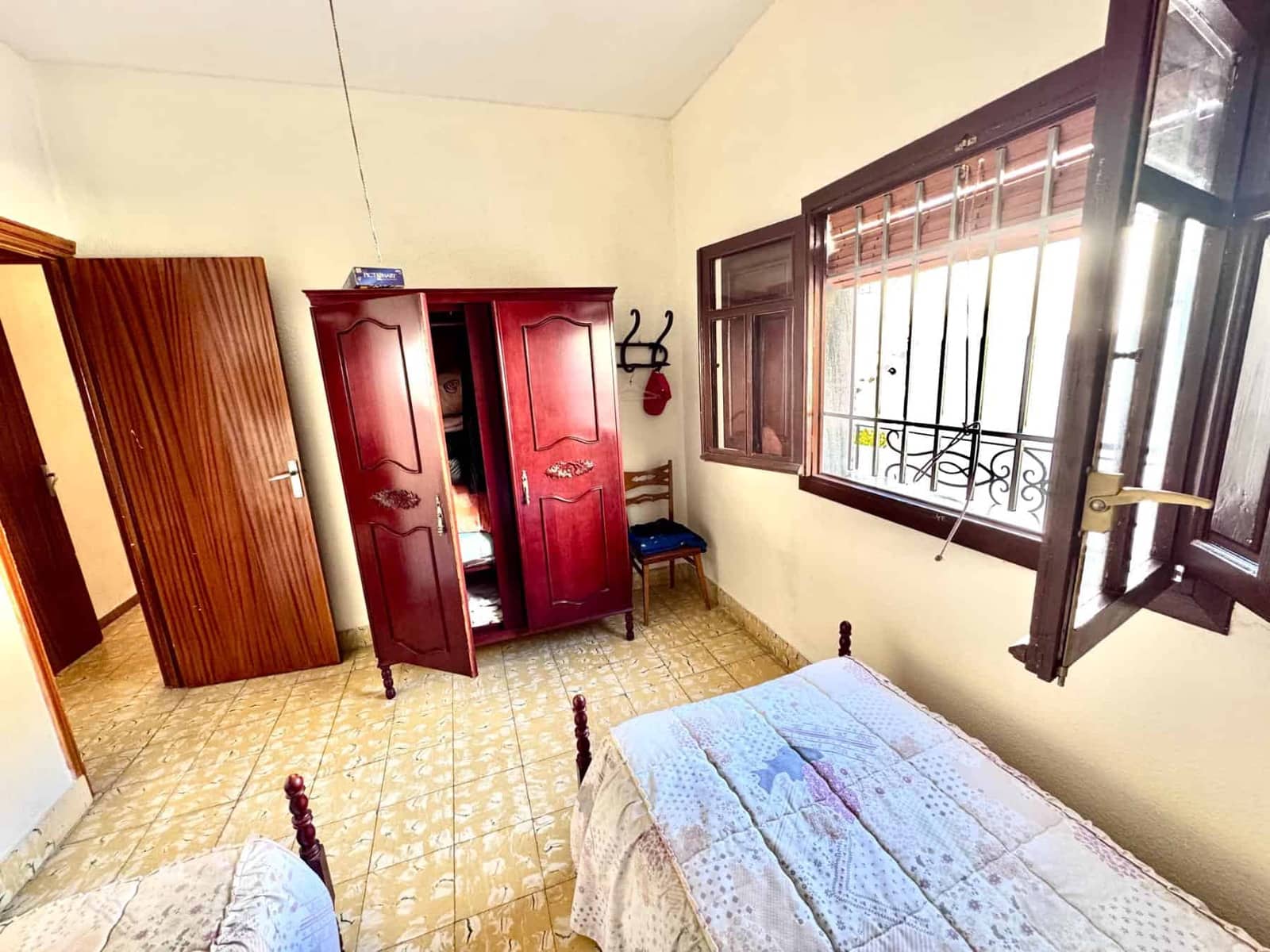 4 slaapkamer Huis te koop in Adra met garage - € 145.000 (Ref: 9815916)