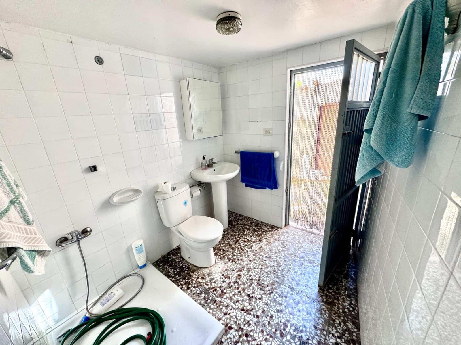 4 slaapkamer Huis te koop in Adra met garage - € 145.000 (Ref: 9815916)