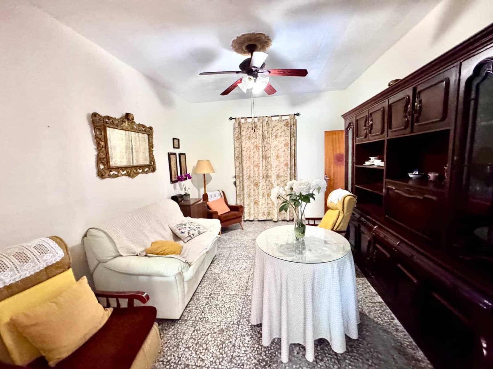 4 slaapkamer Huis te koop in Adra met garage - € 145.000 (Ref: 9815916)