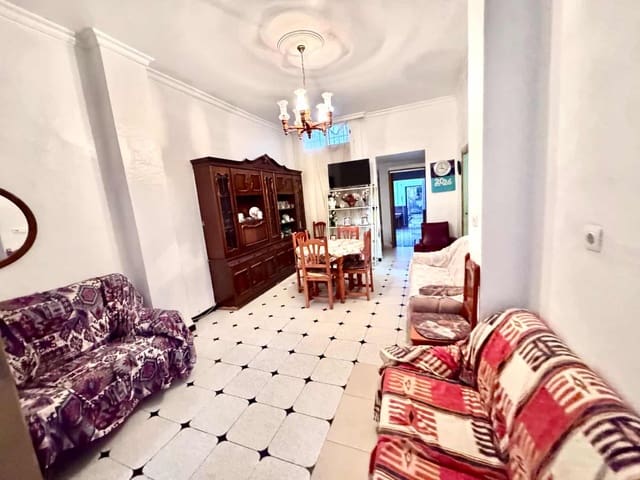 8 makuuhuone Omakotitalo myytävänä paikassa Albuñol - 195 000 € (Ref: 9815917)