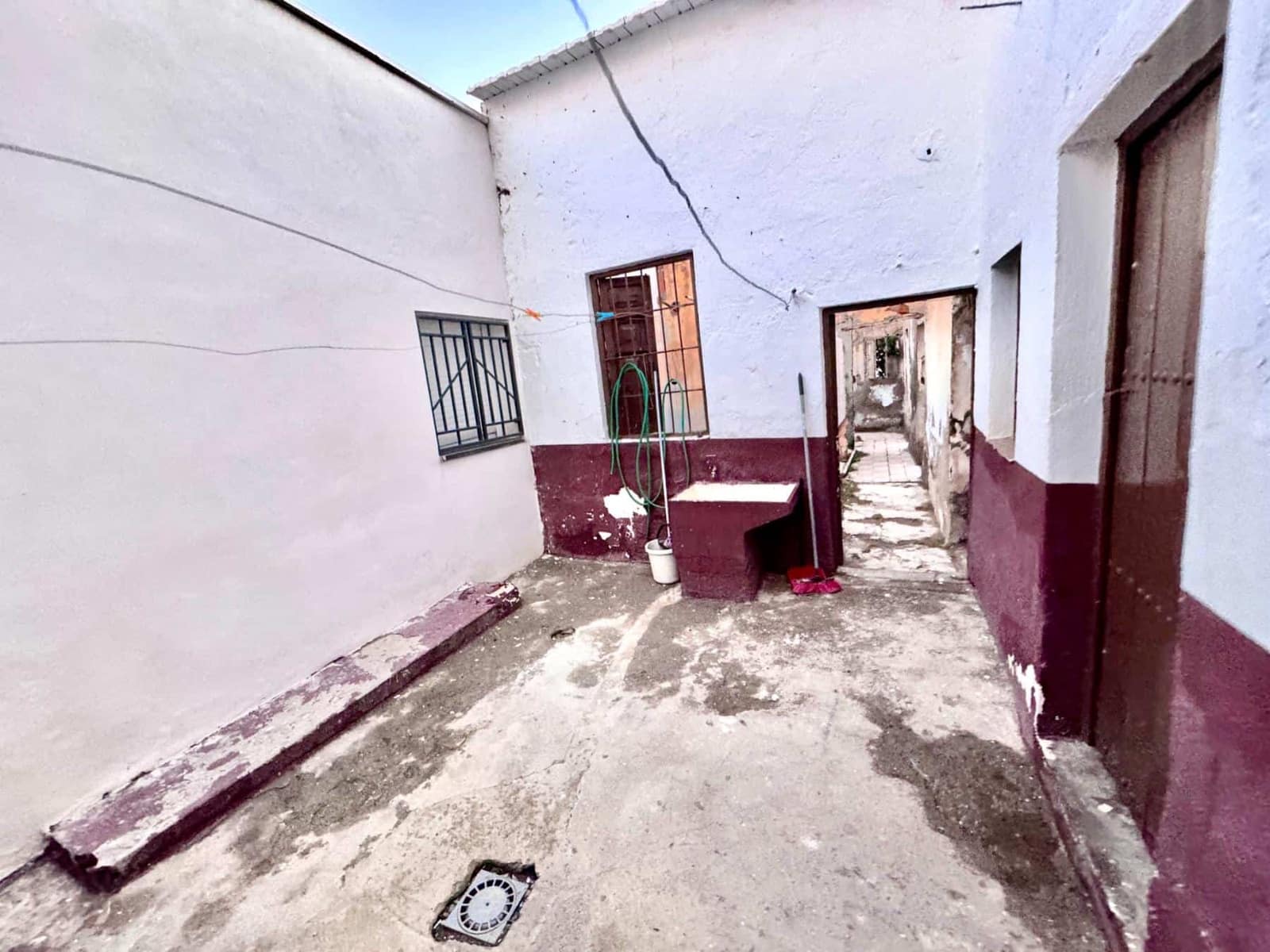 8 makuuhuone Omakotitalo myytävänä paikassa Albunol - 195 000 € (Ref: 9815917)