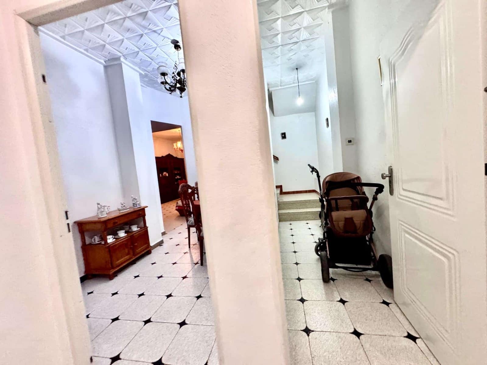 8 makuuhuone Omakotitalo myytävänä paikassa Albunol - 195 000 € (Ref: 9815917)