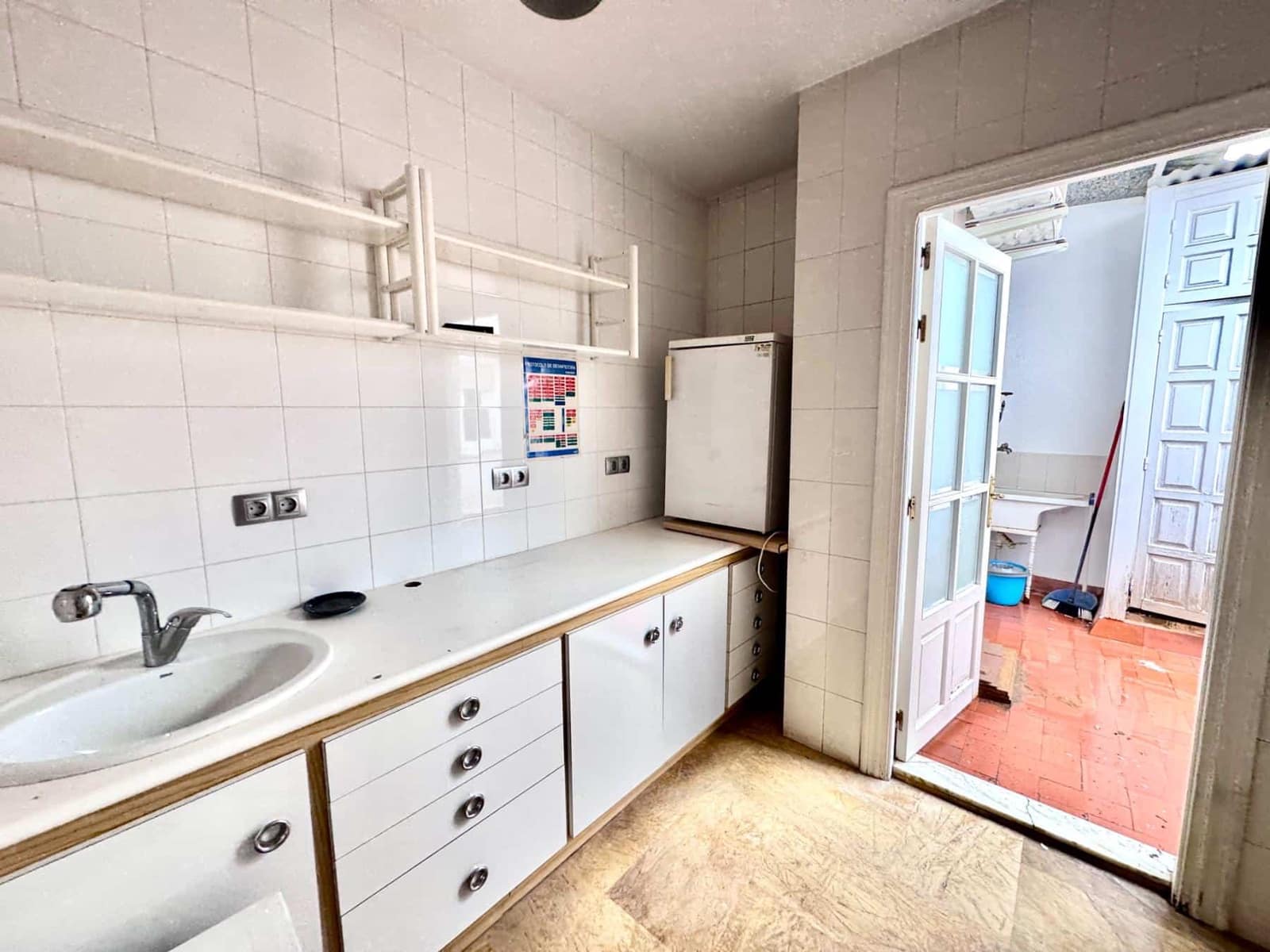 3 bedroom Apartment for sale in Berja with garage - € 155,000 (Ref: 9818286)