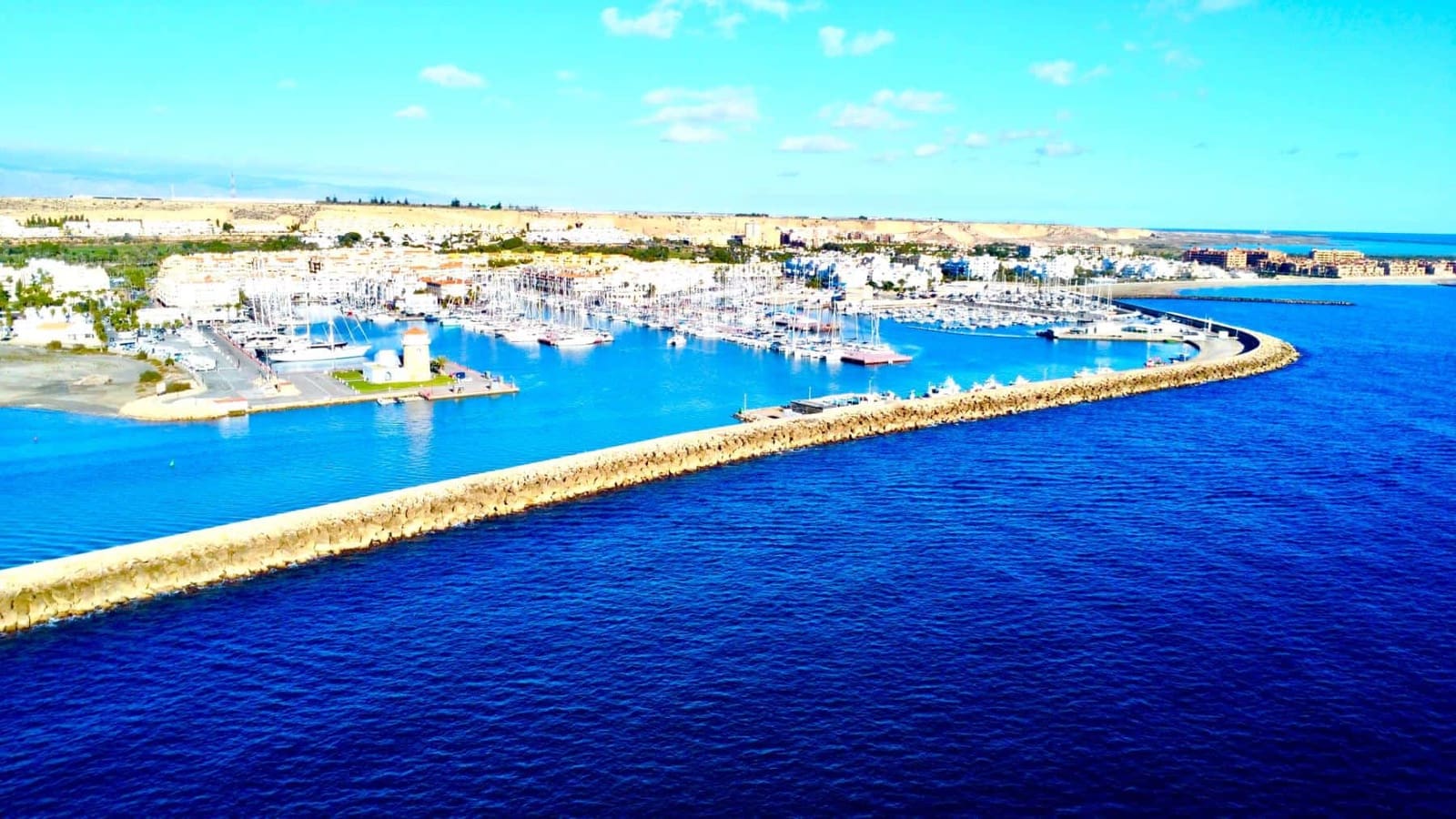 3 soverom Leilighet til salgs i Almerimar med svømmebasseng garasje - € 360 000 (Ref: 9818287)