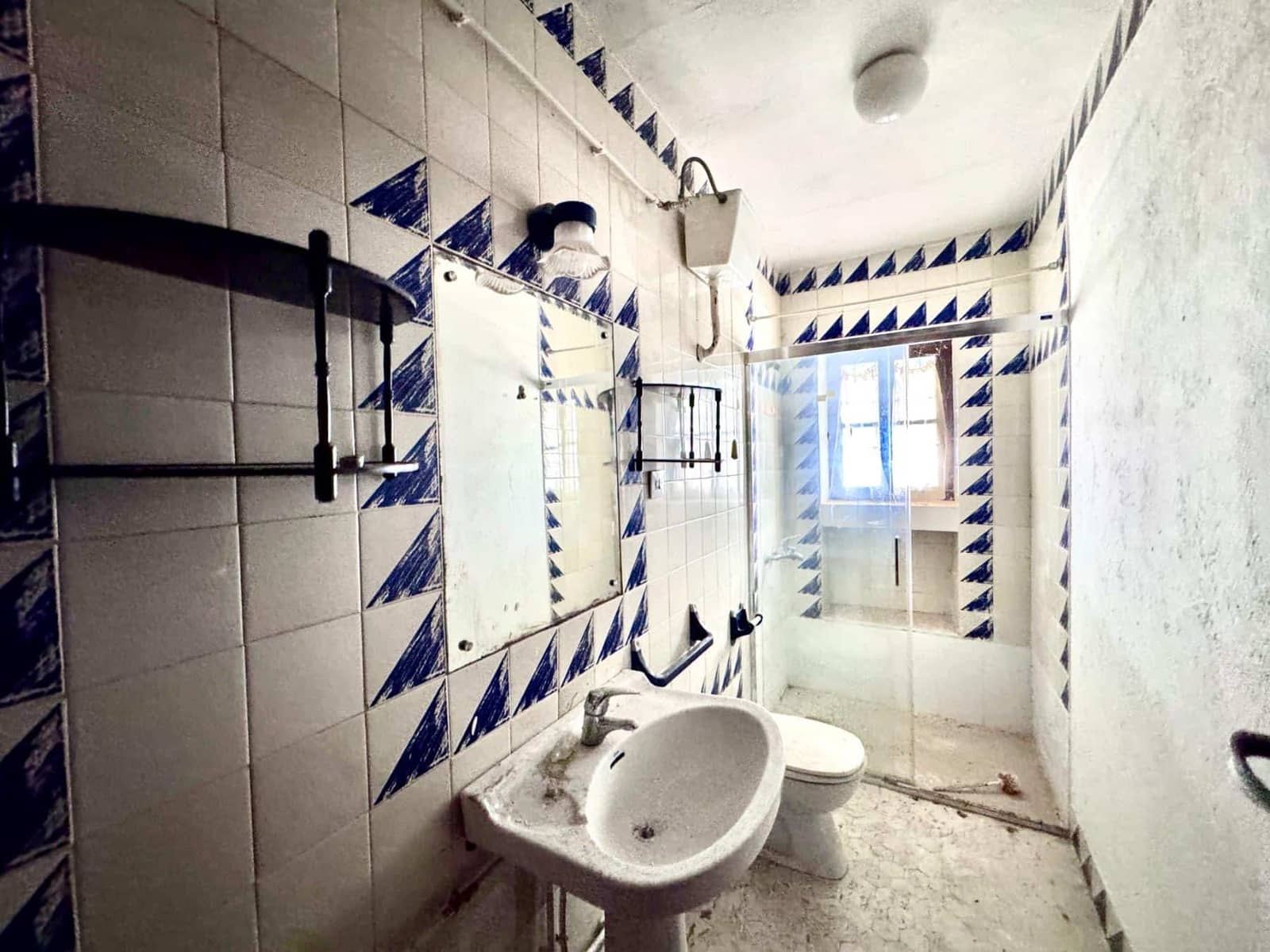 12 sovrum Finca/Hus på landet till salu i Granada stad med pool - 1 650 000 € (Ref: 9858057)