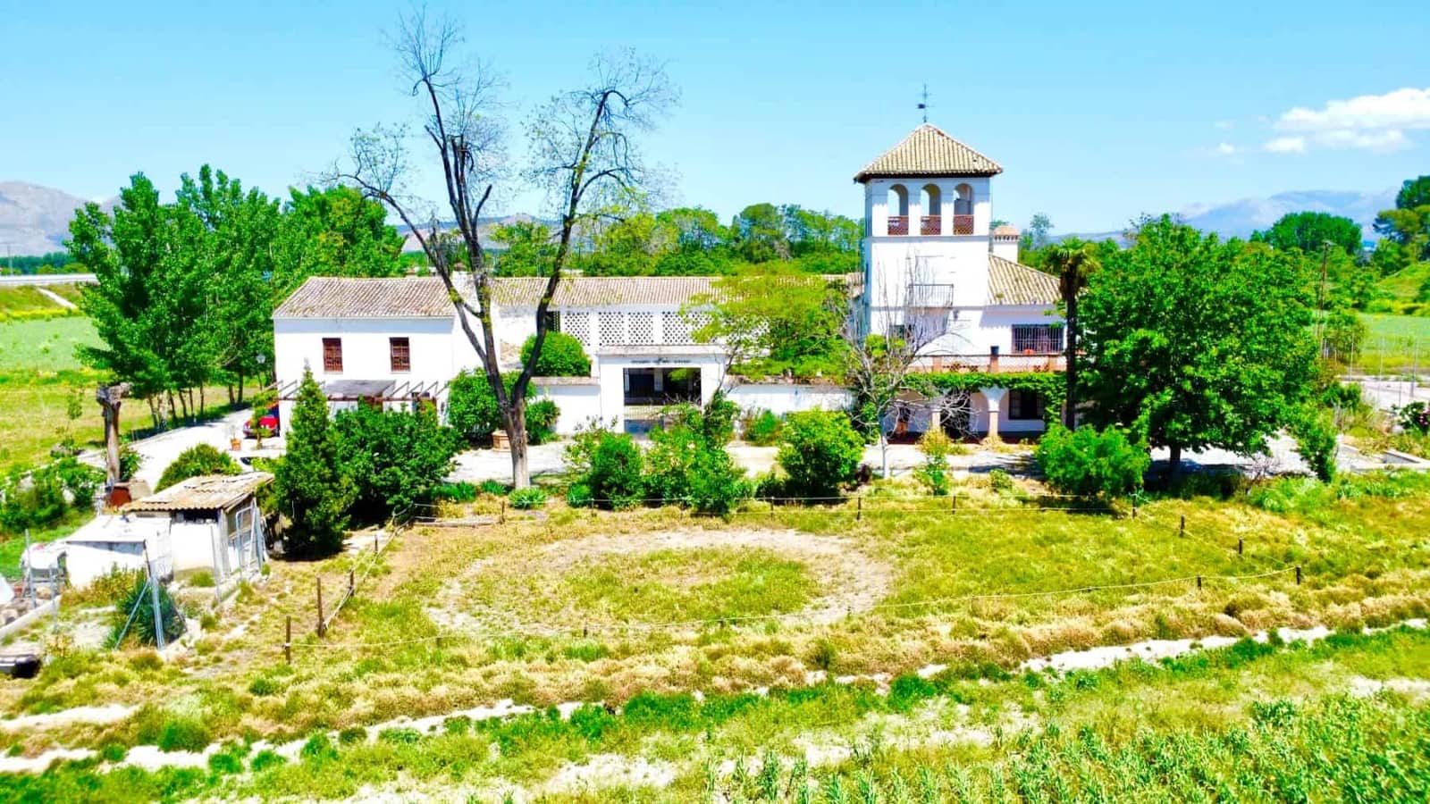 12 sovrum Finca/Hus på landet till salu i Granada stad med pool - 1 650 000 € (Ref: 9858057)