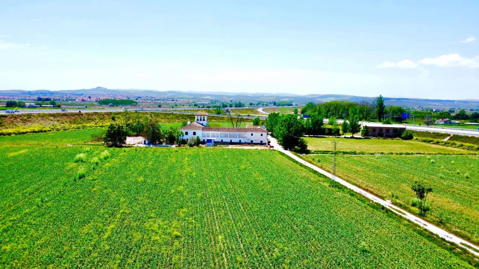 12 sovrum Finca/Hus på landet till salu i Granada stad med pool - 1 650 000 € (Ref: 9858057)