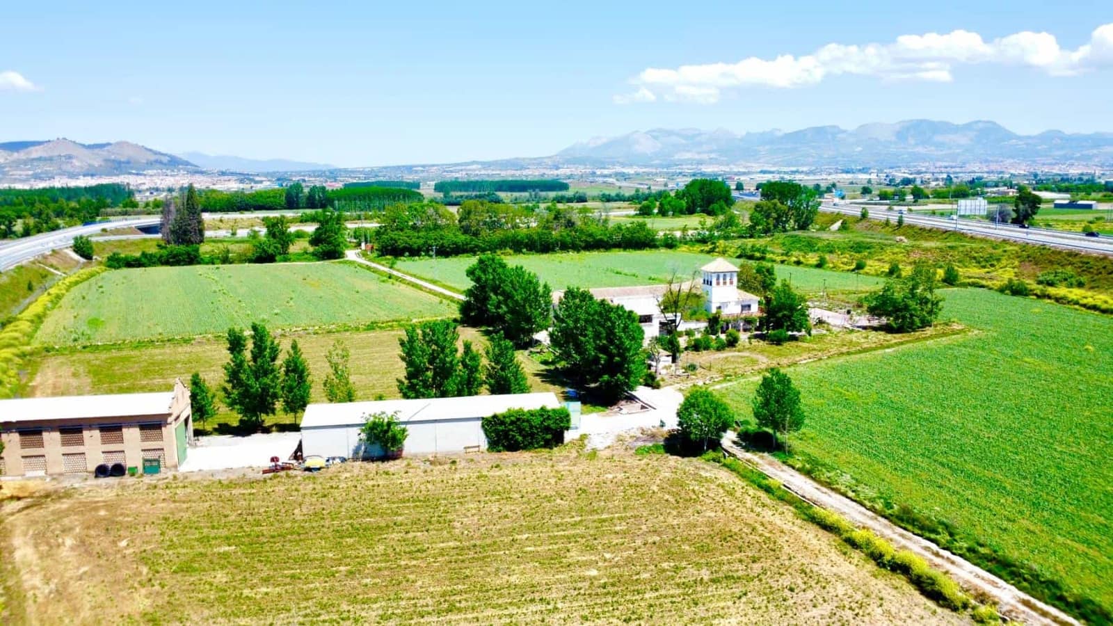12 sovrum Finca/Hus på landet till salu i Granada stad med pool - 1 650 000 € (Ref: 9858057)