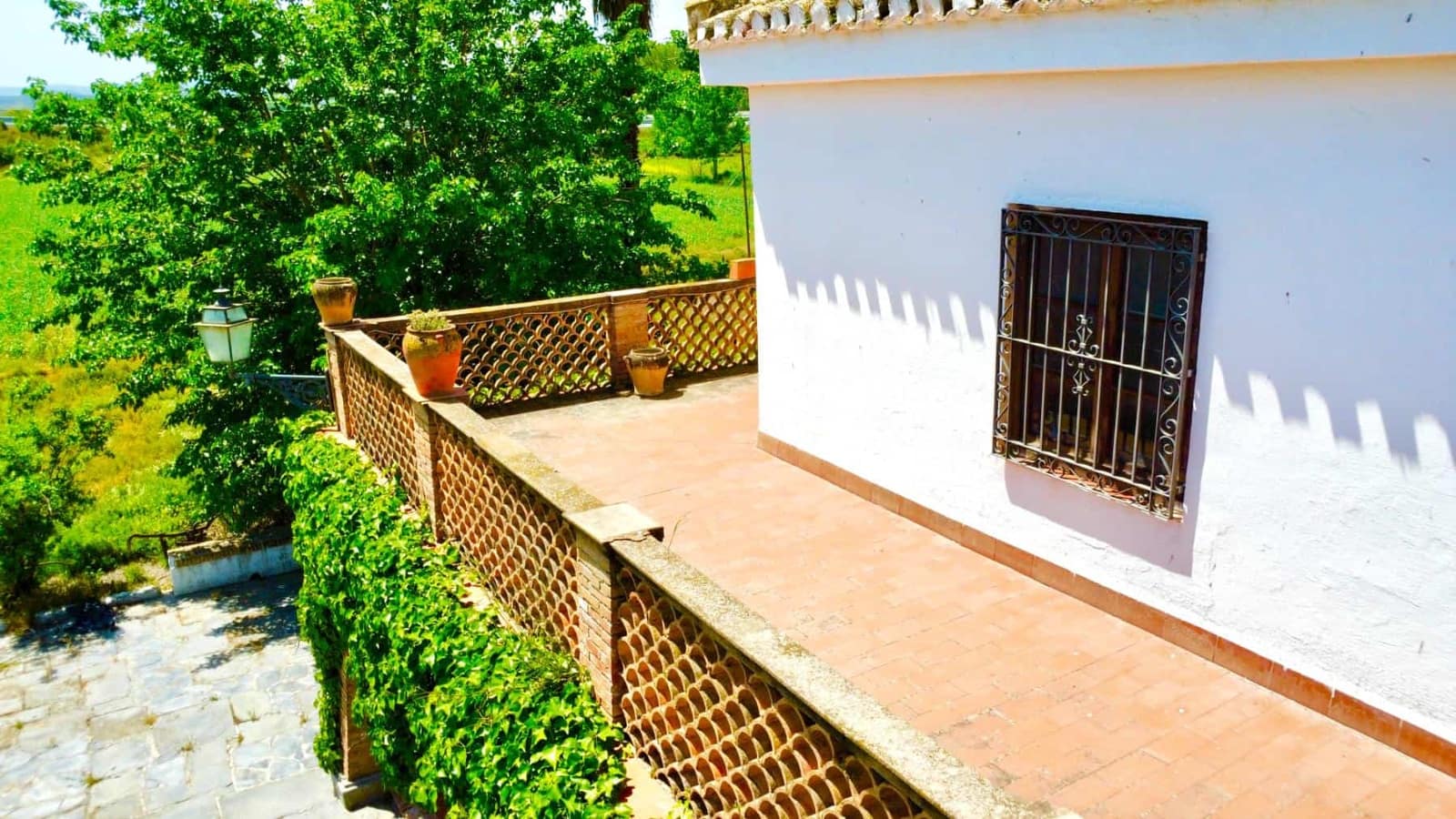 12 sovrum Finca/Hus på landet till salu i Granada stad med pool - 1 650 000 € (Ref: 9858057)