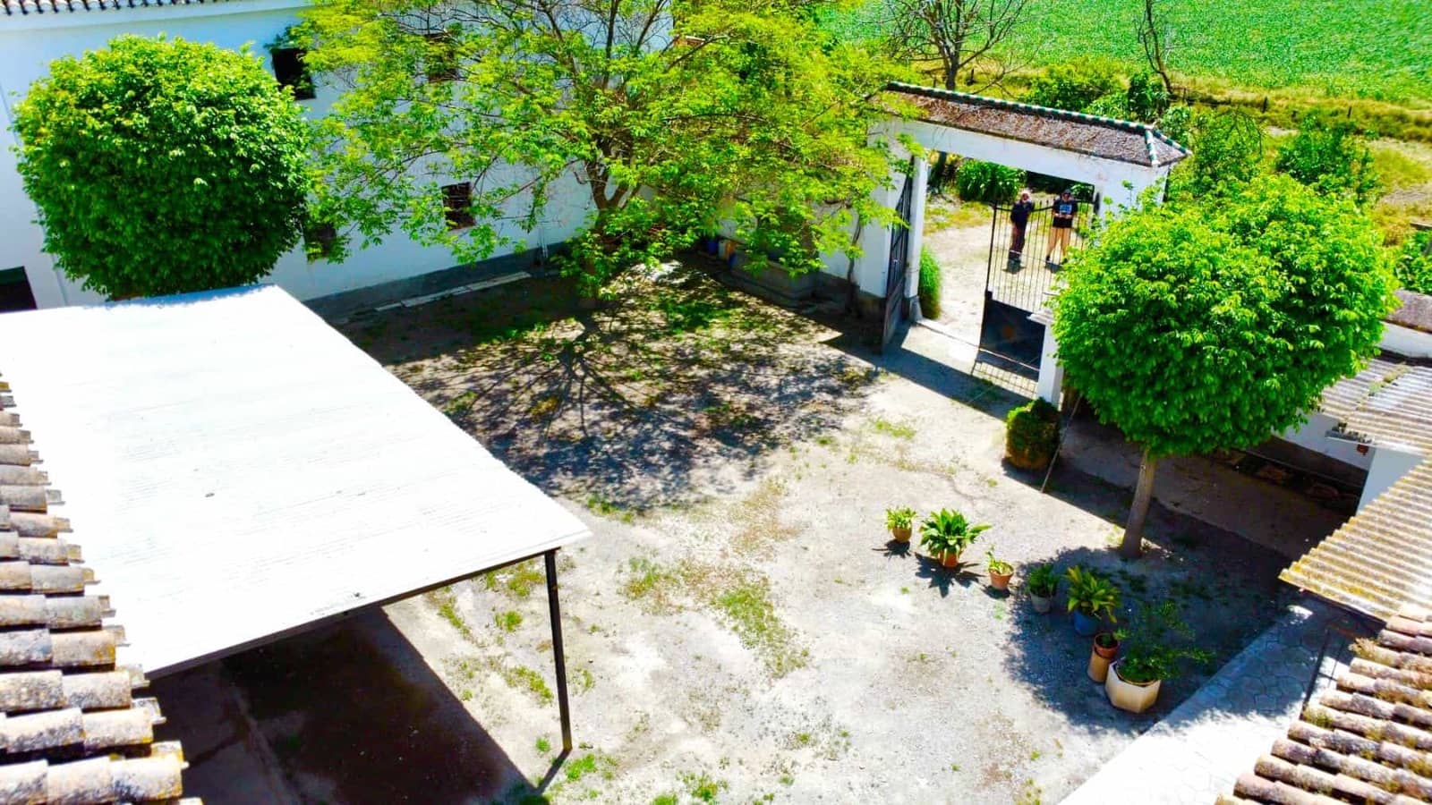 12 sovrum Finca/Hus på landet till salu i Granada stad med pool - 1 650 000 € (Ref: 9858057)