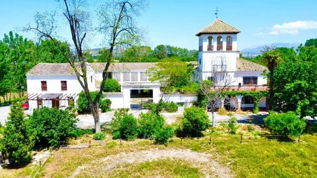 12 sovrum Finca/Hus på landet till salu i Granada stad med pool - 1 650 000 € (Ref: 9858057)