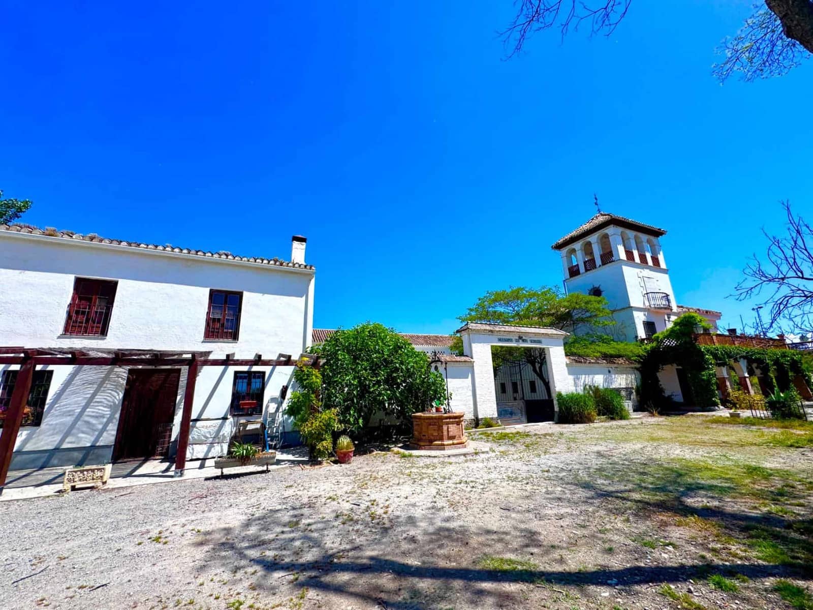 12 sovrum Finca/Hus på landet till salu i Granada stad med pool - 1 650 000 € (Ref: 9858057)
