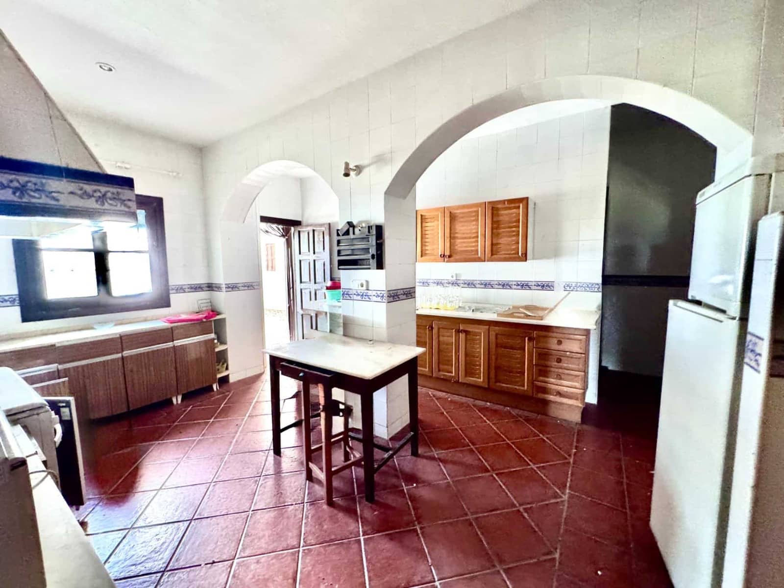 12 sovrum Finca/Hus på landet till salu i Granada stad med pool - 1 650 000 € (Ref: 9858057)