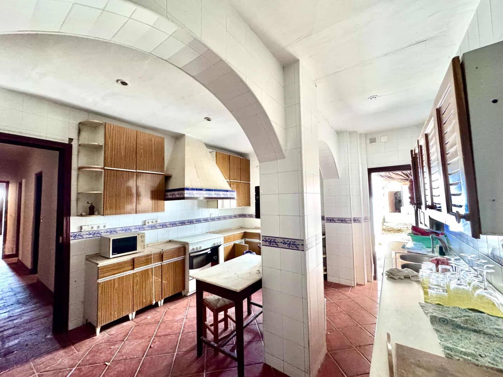 12 sovrum Finca/Hus på landet till salu i Granada stad med pool - 1 650 000 € (Ref: 9858057)