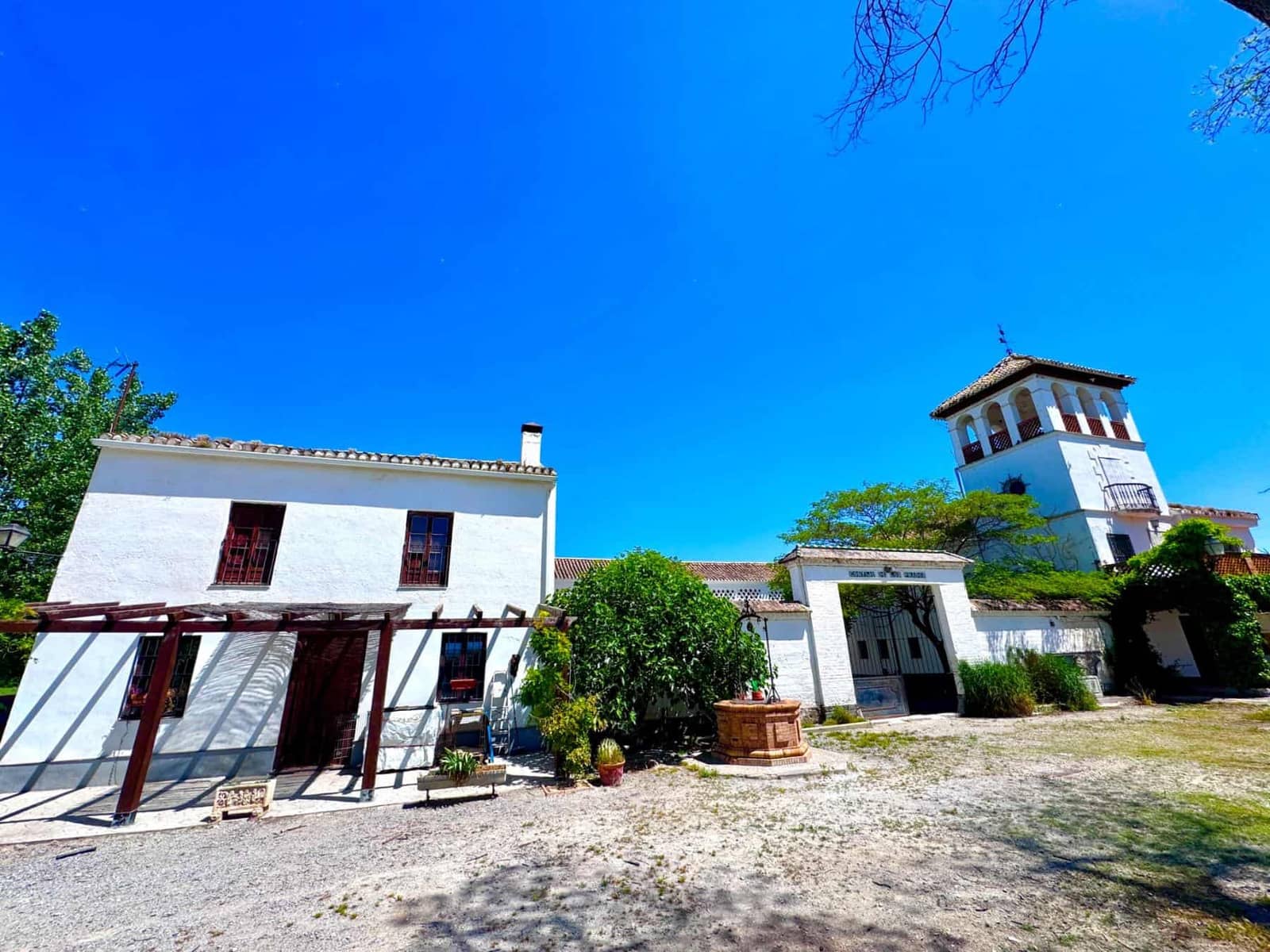 12 sovrum Finca/Hus på landet till salu i Granada stad med pool - 1 650 000 € (Ref: 9858057)