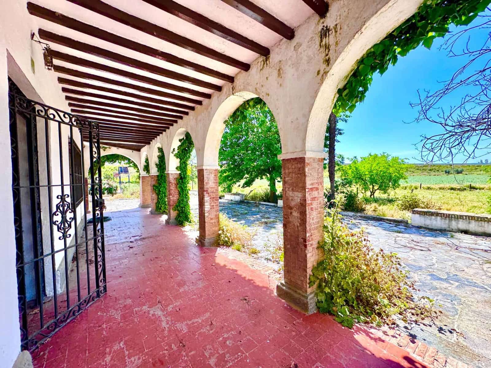 12 sovrum Finca/Hus på landet till salu i Granada stad med pool - 1 650 000 € (Ref: 9858057)