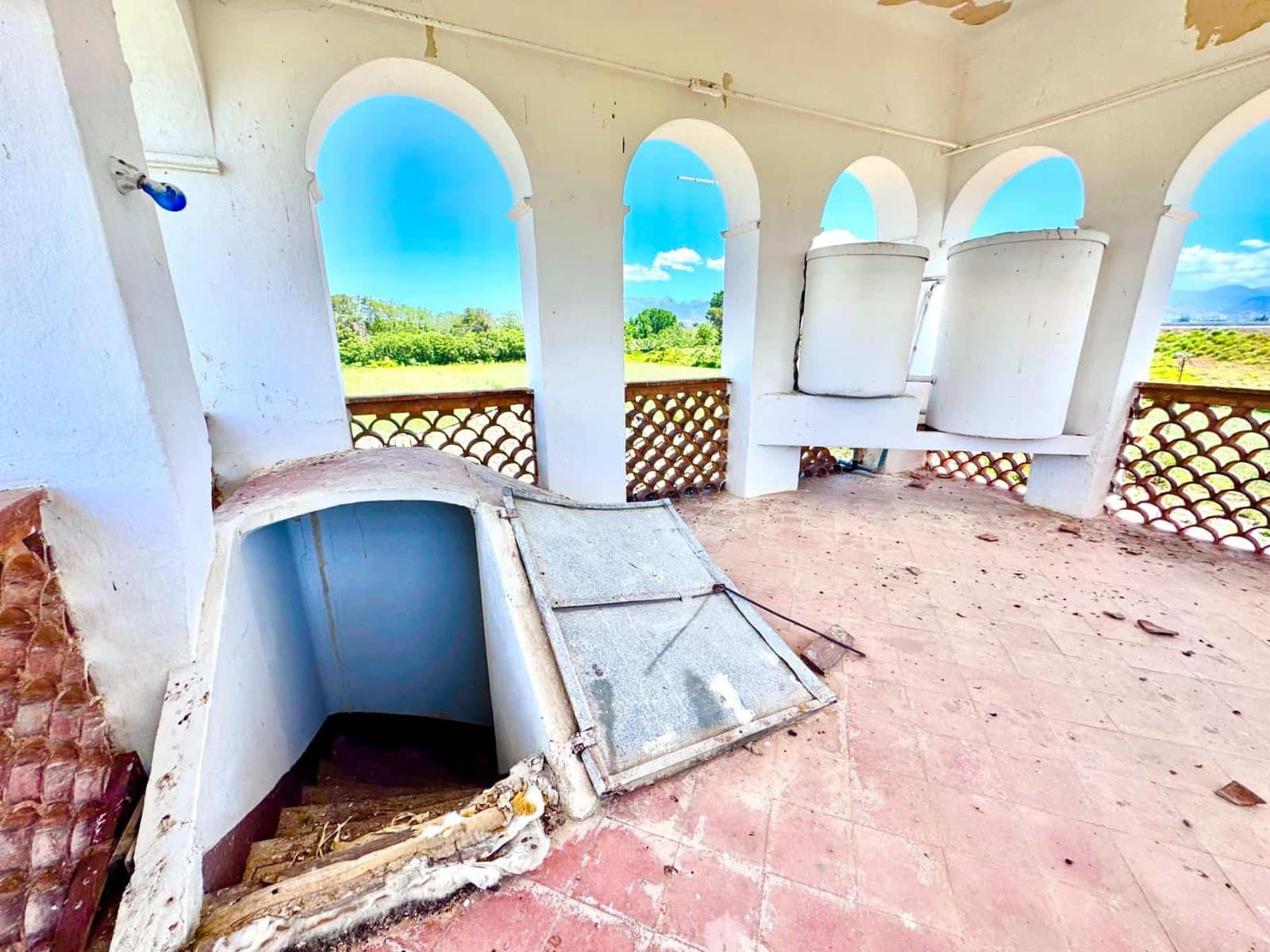 12 sovrum Finca/Hus på landet till salu i Granada stad med pool - 1 650 000 € (Ref: 9858057)