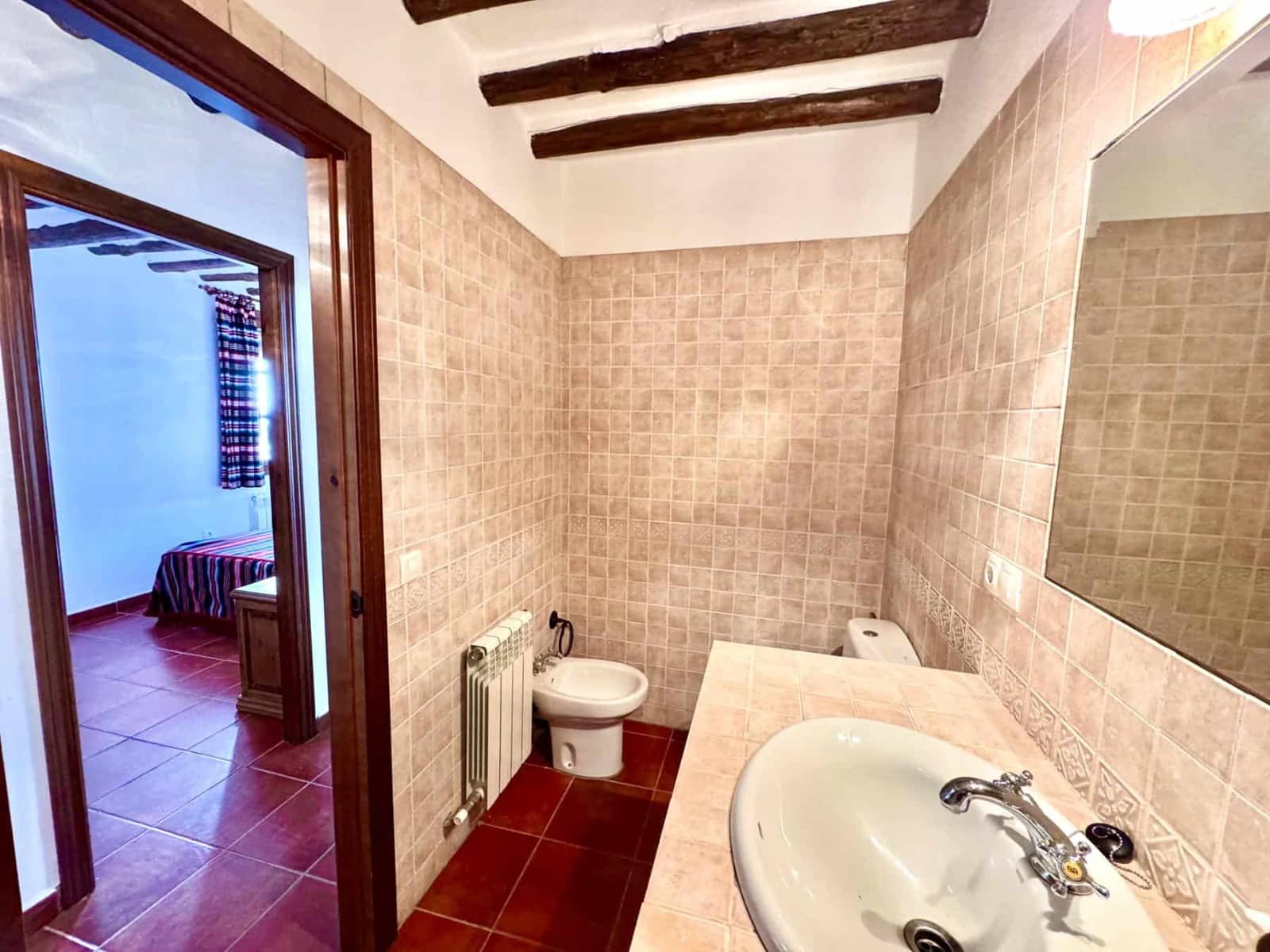 10 slaapkamer Finca/Landhuis te koop in Juviles met garage - € 359.000 (Ref: 9858058)