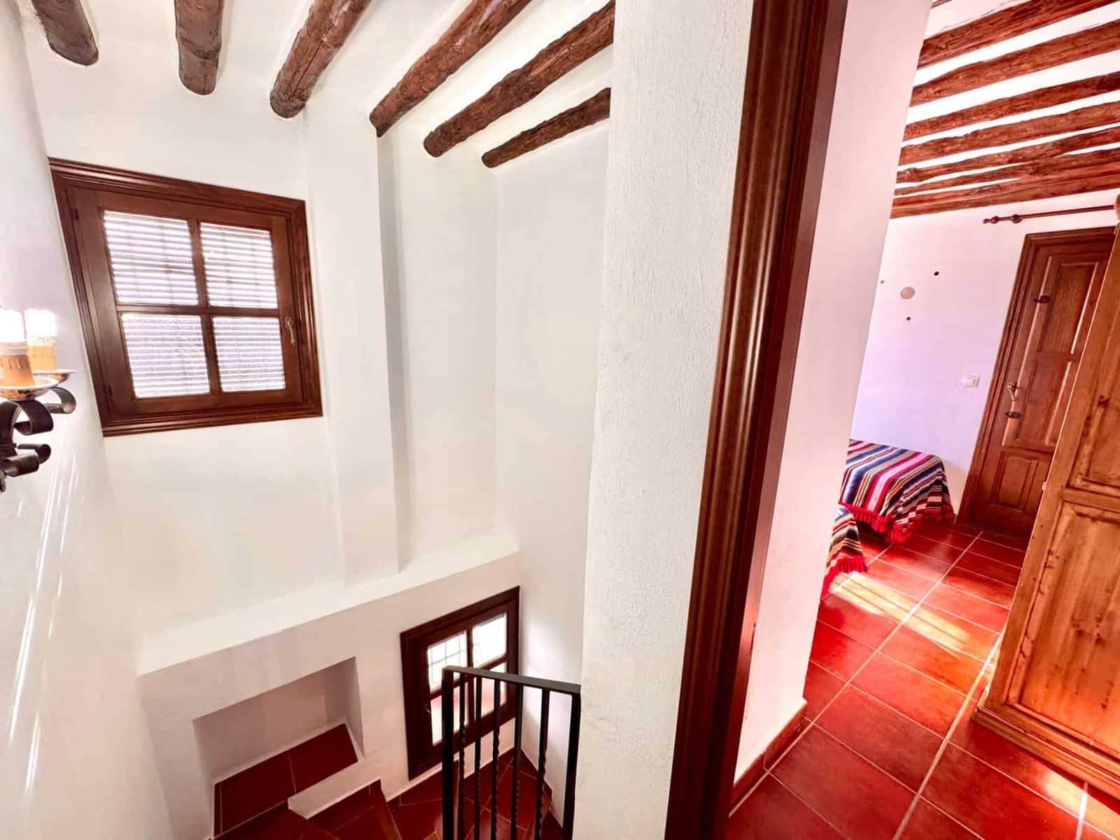 10 slaapkamer Finca/Landhuis te koop in Juviles met garage - € 359.000 (Ref: 9858058)