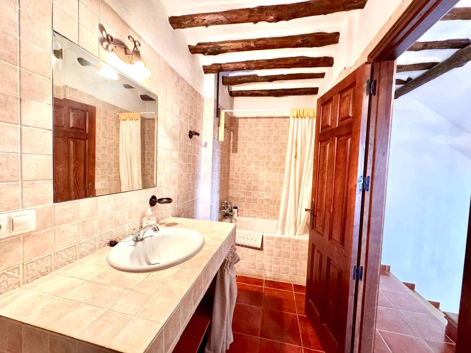 10 slaapkamer Finca/Landhuis te koop in Juviles met garage - € 359.000 (Ref: 9858058)