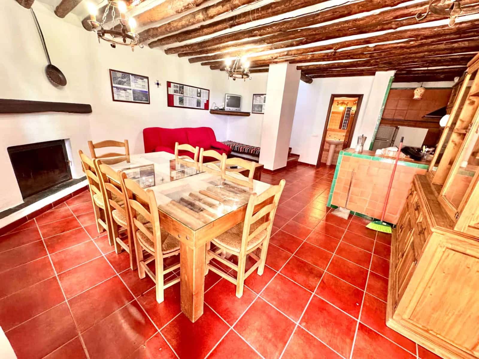 10 slaapkamer Finca/Landhuis te koop in Juviles met garage - € 359.000 (Ref: 9858058)