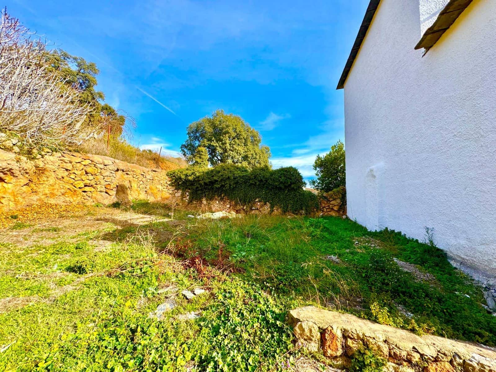 10 slaapkamer Finca/Landhuis te koop in Juviles met garage - € 359.000 (Ref: 9858058)