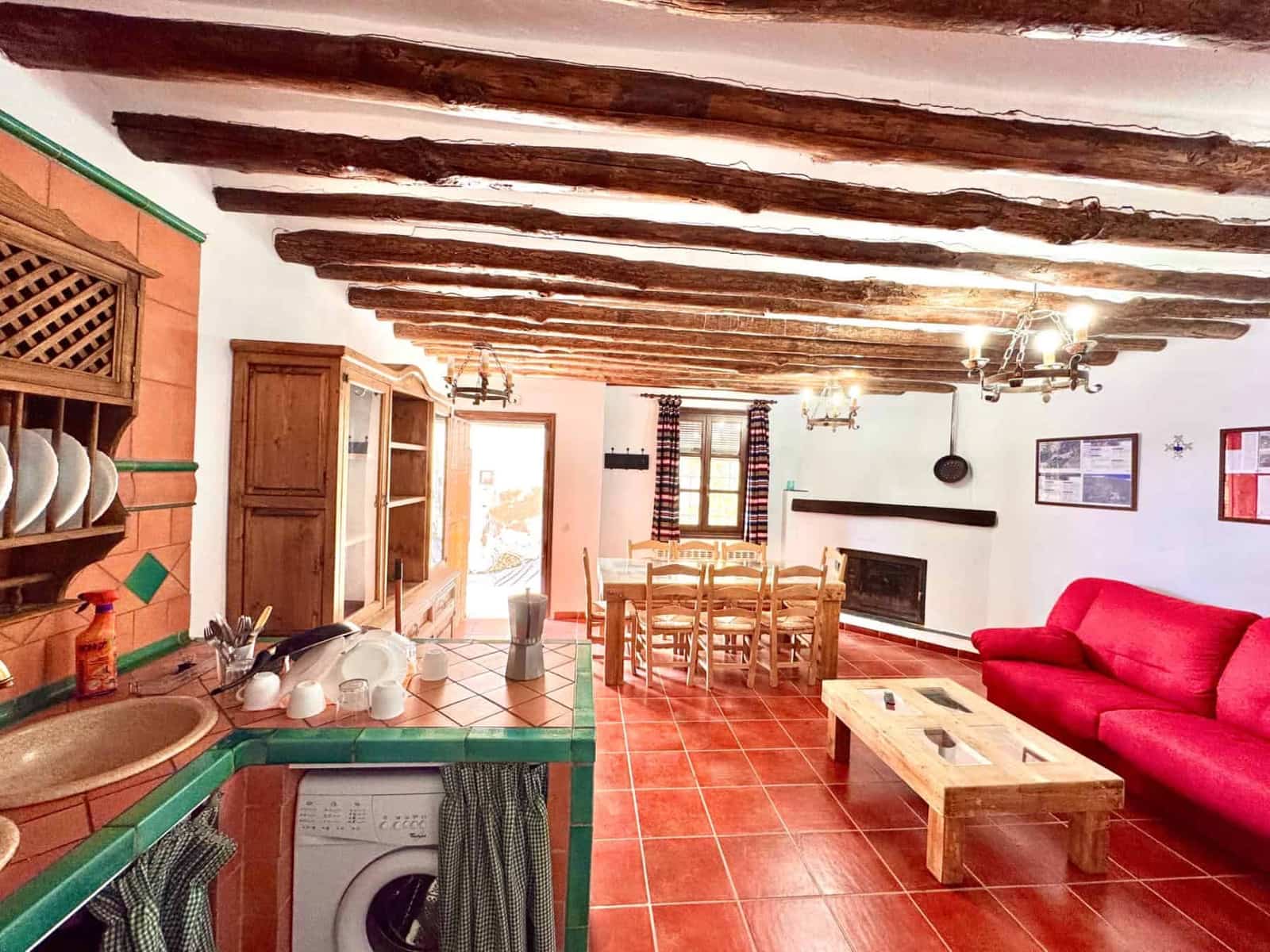 10 slaapkamer Finca/Landhuis te koop in Juviles met garage - € 359.000 (Ref: 9858058)