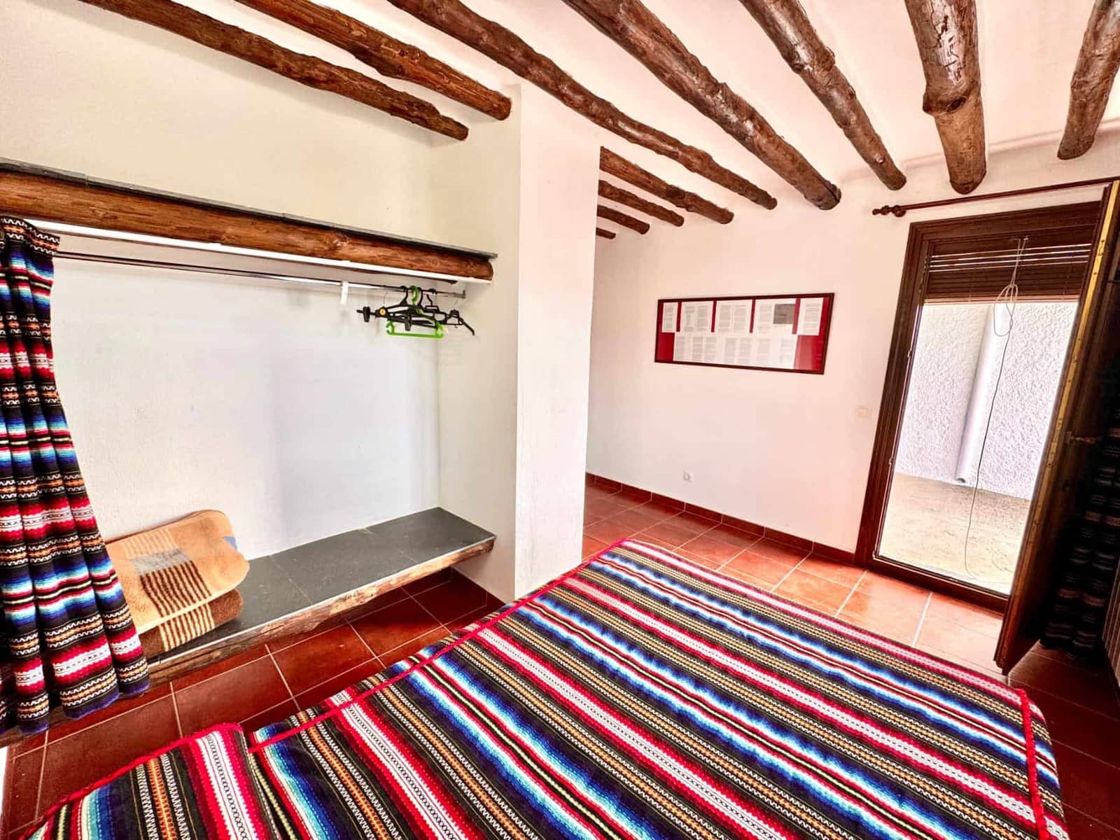 10 slaapkamer Finca/Landhuis te koop in Juviles met garage - € 359.000 (Ref: 9858058)