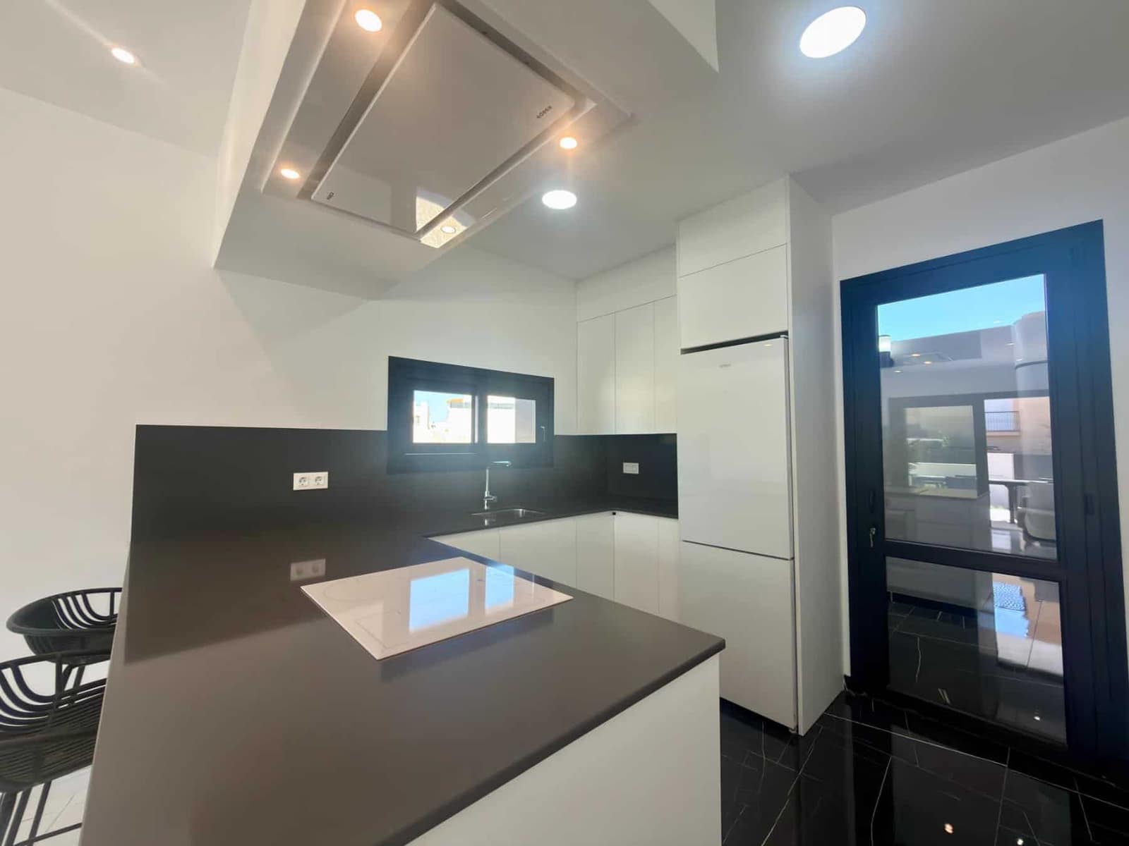 2 soverom Villa til salgs i Los Gallardos med svømmebasseng garasje - € 324 000 (Ref: 9861927)