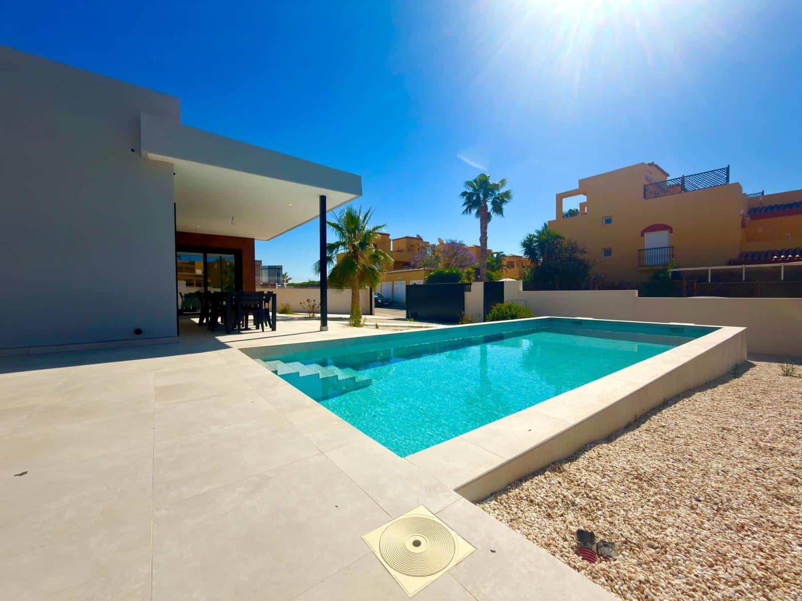 2 soverom Villa til salgs i Los Gallardos med svømmebasseng garasje - € 324 000 (Ref: 9861927)
