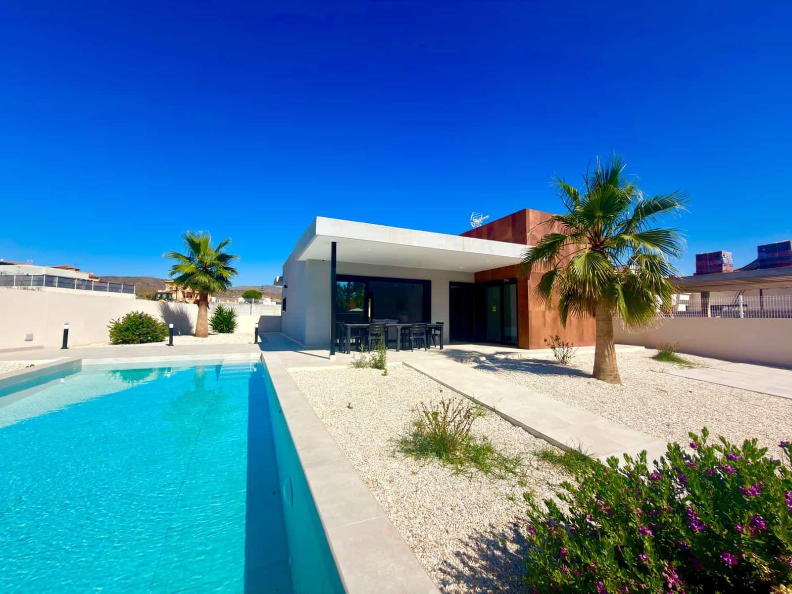 2 soverom Villa til salgs i Los Gallardos med svømmebasseng garasje - € 324 000 (Ref: 9861927)