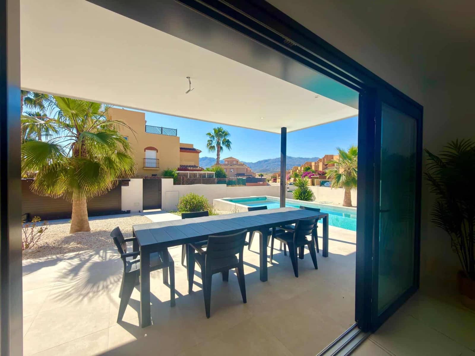 2 soverom Villa til salgs i Los Gallardos med svømmebasseng garasje - € 324 000 (Ref: 9861927)