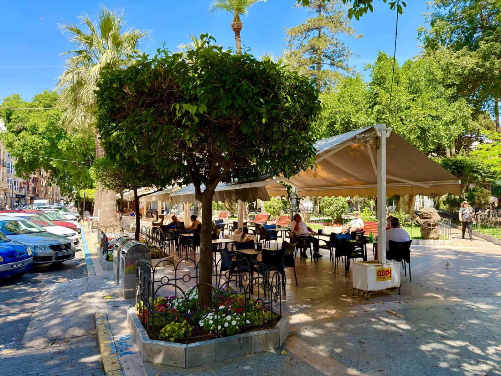Restaurant/Bar for sale in Aguilas - € 99,950 (Ref: 9875983)